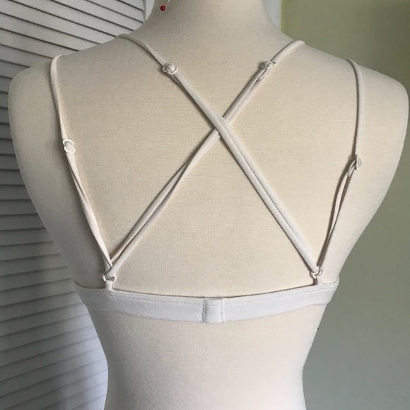 Victoria’s Secret white lace bralette - Picture 2 of 7